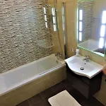 Penthouse Ghadira With Amazing Views! By Homely Apartmán