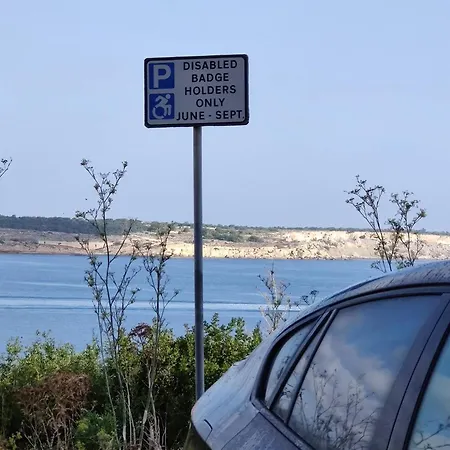 Penthouse Ghadira With Amazing Views! By Homely Mellieħa